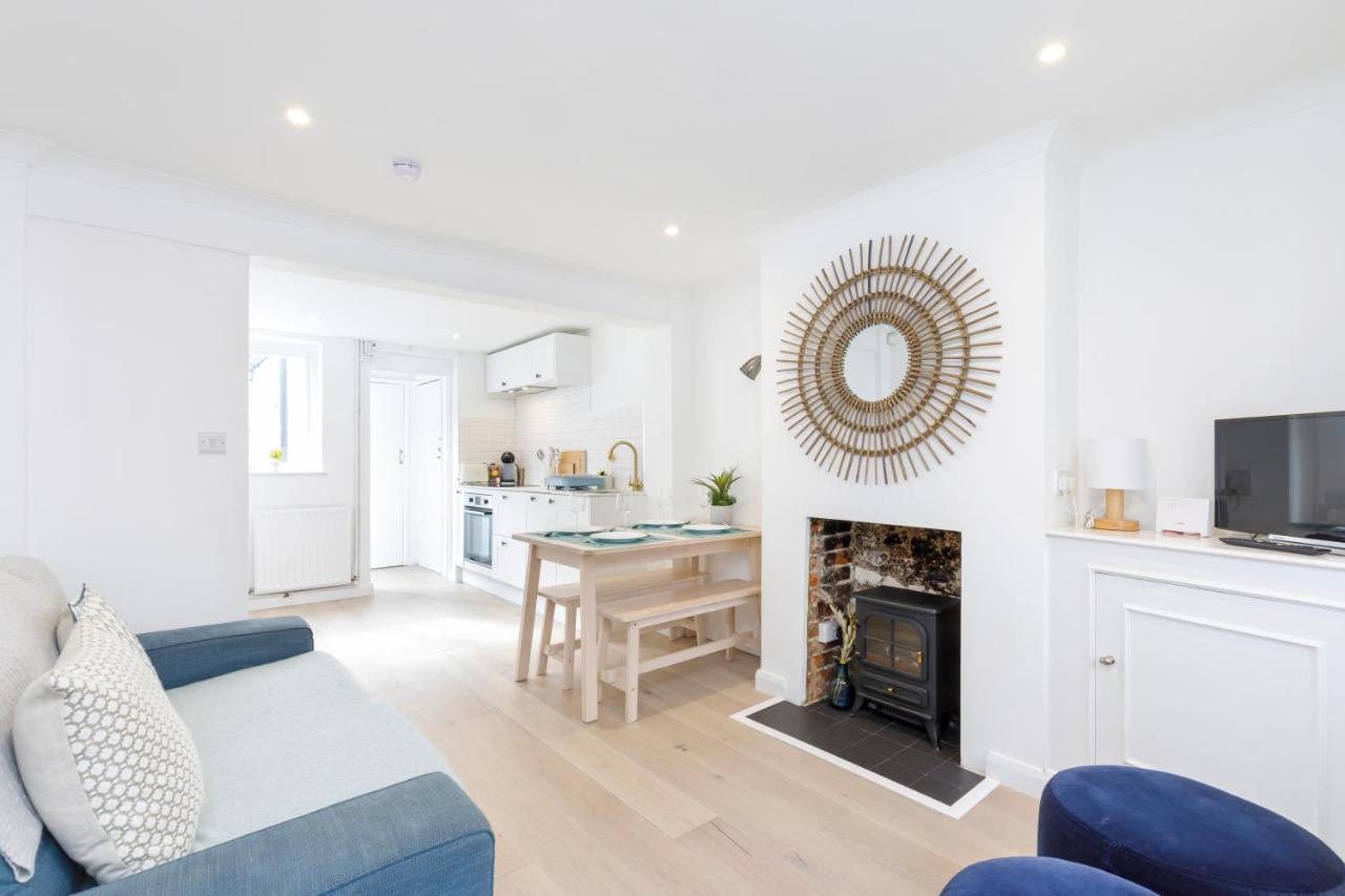 Central Quiet Cottage. Walk To Shops, Bars & Beach Hove Exterior foto